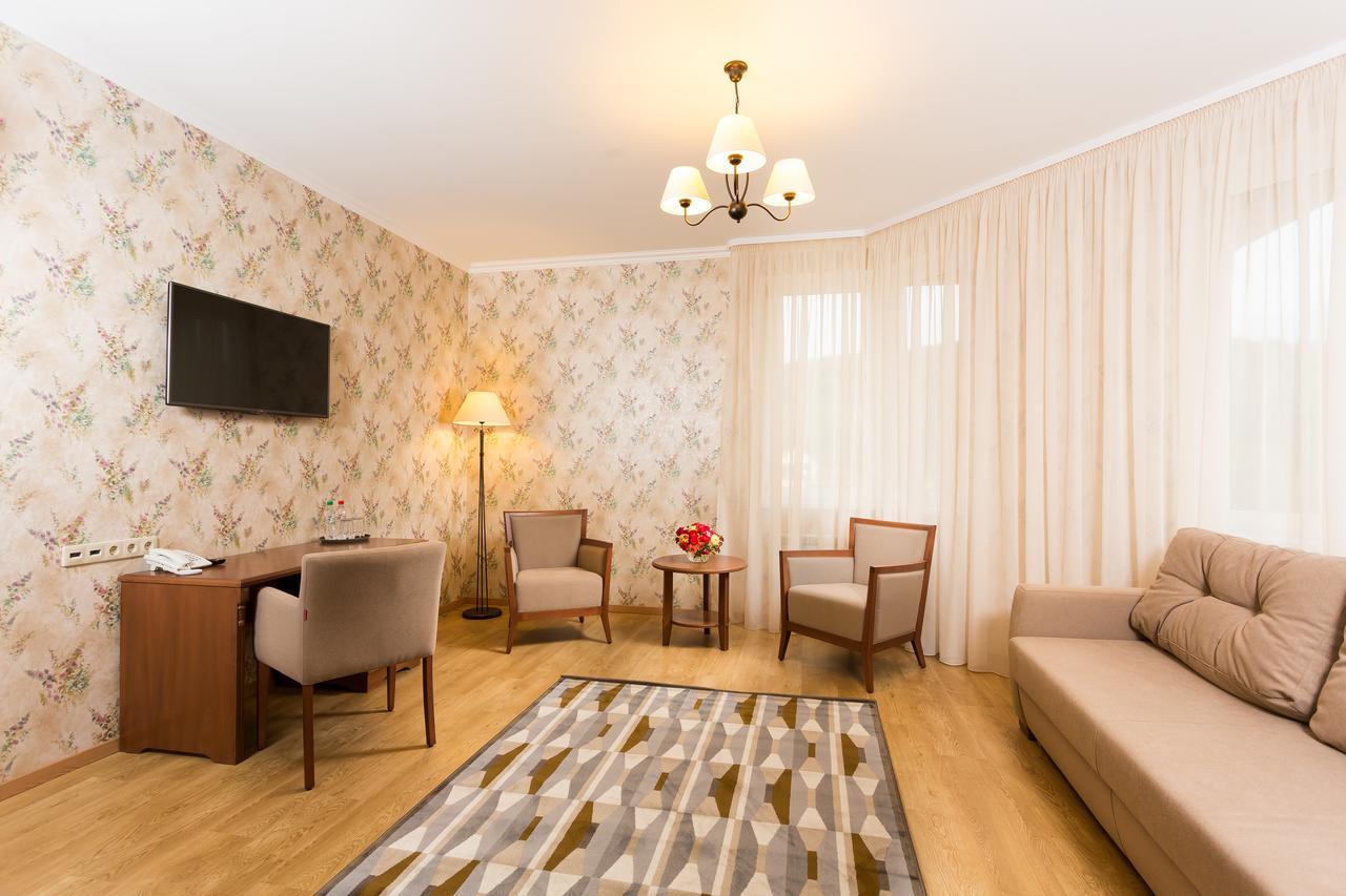 Apartament Hotel By Derenivska Kupil Nyzhne Solotvyno Værelse billede
